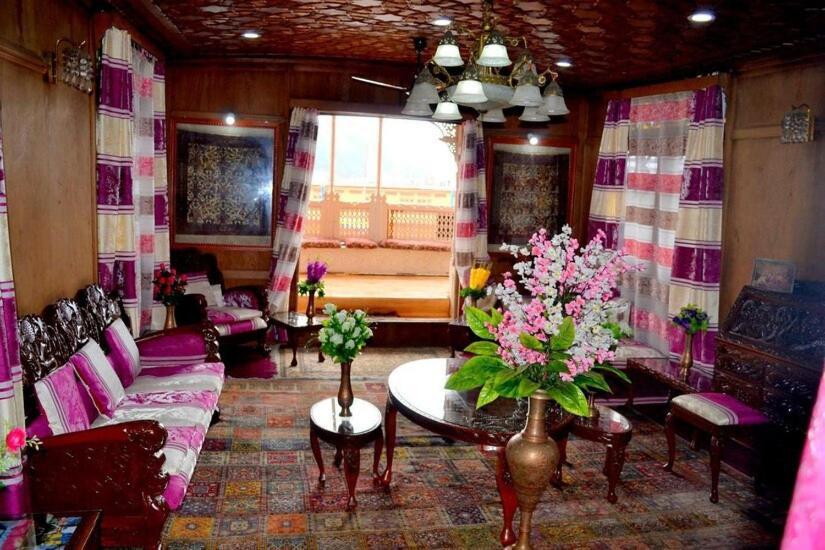 Montreal Group Of Houseboats Hotel Srinagar  Luaran gambar